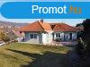 Telkiben 216 m2-es, 4 szobs csaldi hz 1203 m2 telken elad