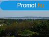 Cserszegtomajon rk panorms telek csaldi hzzal elad
