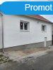 Elad 85 nm-es Feljtott Csaldi hz Pcs Belvros 