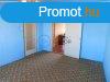 Istvn ton, 84 m2-es, 4 szobs, tkezkonyhs laks elad -
