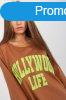 Pulver meghosszabbtott htrsszel, Hollywood Life sznes t